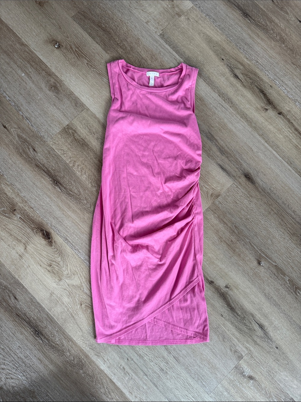 Leith Fuchsia Sleeveless Ruched Midi Dress